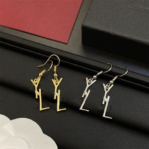 Trendig lyxdesigner örhängen smycken guld silver örhänge för kvinnor presentprydnader bokstav öron smycken ctystal kvinna öron studs