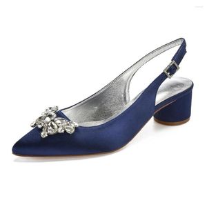 Sukienka buty spiczasty palec 3D Butterfly Crystal broszka satynowa dama wieczór slingback grube blok obcasy ślubne piłka ślubna