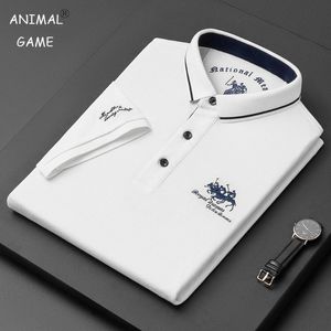 Koreańska haftowa koszula Polo Męska luksusowy Top Summer Casual Casual Lapel krótki rękaw