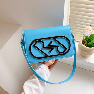 Kobiety luksusowe designerskie torebkę kobiety Messenger na ramię kwadratowa skórzana torba crossbody mini torebki ręczne