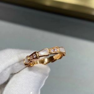 Yılan Yüzüğü Serpantin Kadın Yüzükler Elmas Seramik Kabuk Klasik Erkekler Titanyum Çelik Tasarımcı Kadınlar İçin Lüks Hediyeler Kadın Kız Altın Gül Altın Jewlery Fade