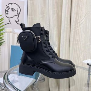 Monolith weiße Leder Nylon Beutel Knöchelkampfstiefel Plattform Keile Schnürung Runde Zehen Block Heels Flat Stiefel Chunky Luxury Designer für Frauen Factory Footwear 02