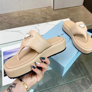 Tjock Sole Platform Slippers Slides Mules Flip Flops Sandals Women's Beach Open-Toe Moccasins Casual Shoes Luxury Designers Flat Shoes Factory Factwear With Box