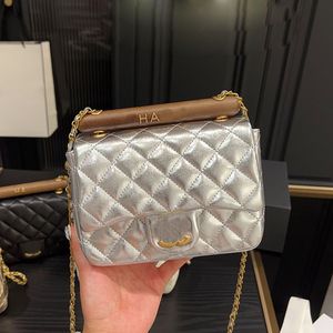 Ahşap Tapı Kadınlar Tasarımcı Klasik Flep Tag İki Küçük Topla Altın Metal Donanım Kapitone Tote Matelasse Zincir CrossBody Omuz Çantası Cüzdan 17x12cm