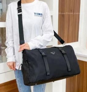 Tasarımcı En Kalite Seyahat Çantaları Naylon Siyah Moda Çantaları Büyük Kapasite Holdall Bagajlarda Taşınıyor Duffel Bags Lüks Erkekler Bagaj Seyahat Çantası