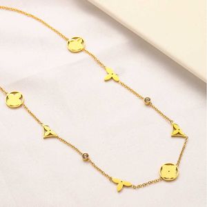 Never Fading 18K Gold Plated Luxury Brand Designer Pendants Necklaces Crystal Stainless Steel Letter Choker Chain Jewelry Accessories Gifts 1917