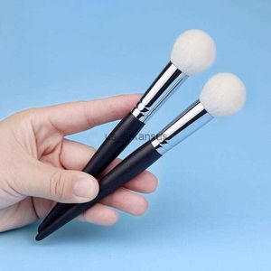 Makeup Brushes 1pcs Goat Hair Blush Brush Stippling Makeup Brush Cosmetic Powder Natural Blooming Blusher Highlighter Contour Brushes HKD230821