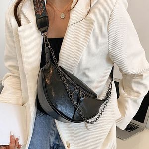 Midjepåsar Fashion Sadel Bag Fanny Pack Luxury Leather Female Belt Chain Handbag Purse Woman Retro Shoulder Crossbody Chest 230821