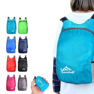 Pakiety plecakowe 20L lekki pakiet plecakowy Składany ultralight Outdoor Folding Travel Daypack Bag Sport dla mężczyzn Kobiety 230821