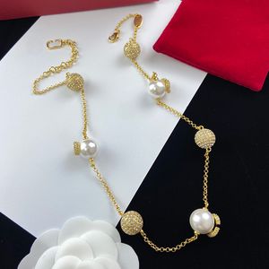 Plated Ladies Gold Chain Pearl Pendant Diamond Set Sparkling Necklace Charm Classic Party Jewelry
