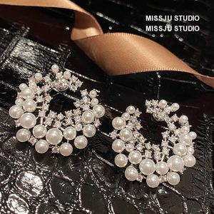 Pearl Irregular Round C Small High Grade Zircon Earrings Autumn and Winter New Sier Needle