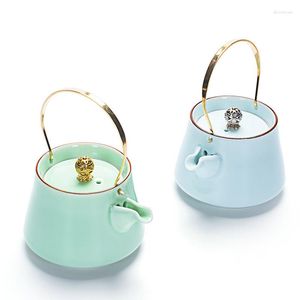 Servis uppsättningar japansk stil keramisk tekanna bärbar celadon drinkware kreativ kinesisk cha eleganta bordwares tillbehör 240 ml
