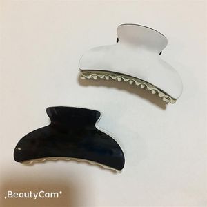 9x4 cm semplice artigli acrilici in bianco e nero clip di strass lettera di strass per lettere per la donna collezione di moda oggetti classici di gioielli HEA267S HEA267S