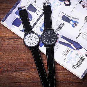 Armbanduhr 2023 Mode Romantic Big Dial Watch Lederband Cute for Women Männer Uhr Quarz Uhren