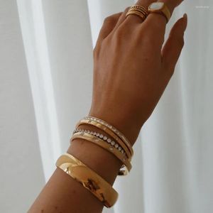 Strand Aço inoxidável PVD 18K Gold manchado de ouro à prova d'água simplesmente pulseiras de zogueira para mulheres na moda atacado da jóia