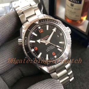 2 style Czarne ceramiczne automatyczne Cal 8500 Watch Kalendarz Ocean Watche Ocean Watches Pełna stalowa więź 007 nurka 600 m planeta Luminous nurka