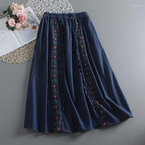 Kjolar vintage tvättade denim stickande midja kjol flicka blommor broderad träörat lång