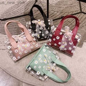 Totes Lenço Long Chain Mini Bolsas Mensageiras de Crossbody Crossbody Summer Transparente Clear PVC Jelly Bolsa de ombro Moman Bolsa de Bolsa de Menina HKD230822