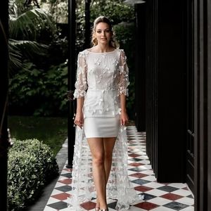 Enkel kort bröllopsklänning med tåg 3D -blommor spetsapplikationer rygglös golvlängd tre kvarts brudklänning för kvinnor vestidos de novia
