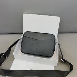 Lyxdesigner Men Cowhide Messenger Bag, Business Office Portföljen, avancerad fast färg axelväska, kameraväska, kvinnors arbetsväska, utomhusresor tvärkroppsväska