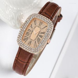 Relógios de moda de relógios de pulso para feminino Starry Starry Square Rhinestone Quartz Wrist Watch Ladies Casual Brown Leather