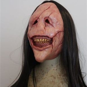 Partymasken 2023 Halloween Horror Langes Haar Teufel Red Face Maske Zahnlosen Latexkostüm 230821