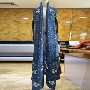 Women's Trench Coats Miyake Pleated Coat For Women Vintage Printed Lapel Long Skirt 2023 Autumn/winter Dubai Style Plus Size