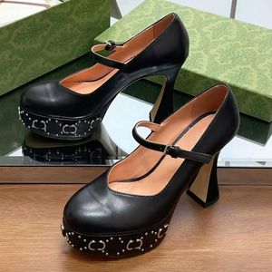 Ggshoes Platform Wlth Guxci Pump Pump Gussie Womens Studs высшего качества подлинные кожаные кожаные блок круглый