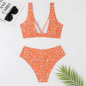 Women's Clothing Women's Swimwear sexy bikini Europe and the United States new floral split swimsuit