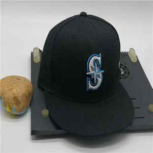 Topp Seattle Fitted Caps Fashion Letter S Size Hatts Baseball Vuxen platt topp för män Kvinnor Full stängd blå färg275p