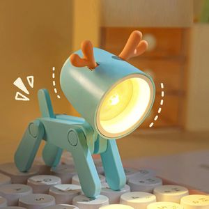 Nyhetsartiklar Kawaii Mini Night Light LED Justerbar skrivbordslampa Bok Ljushund Deer Söt Pet Light Eye Protection Table Lamp Home Room Decor 230821