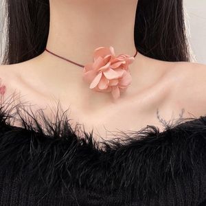 Hänge halsband långt rep stora blomma choker halsband kvinnor elegant snörning kedja