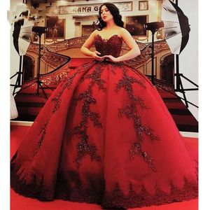 Wino Red Ball Stunka Quinceanera Sukienki 2023 Carzy Aplikacje Kryształy Sweetheart Vestidos de 15 Anos Custom 322