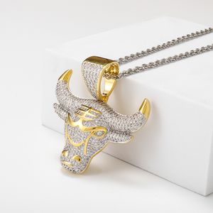 Pendant Necklaces Men Hip Hop Fashion Full Bull Head Pendant Necklace Sparkling Ice Out Gold Plated Metal Necklace 230821