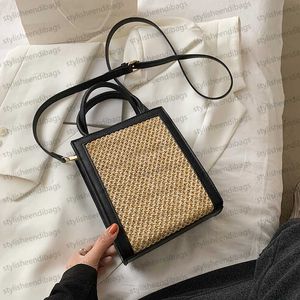 Lyxhandväskor designer väska axelväska crossbody väska avslappnad väska liten fyrkantig väska halm väska damer vävd väska blixtlåsväska dag