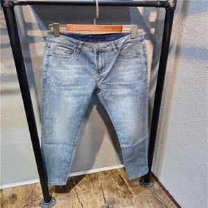 21ss Fashion Cotton Designer Mens Jeans I pantaloni aumentano la vita Pulsante perfetto Sostituire Gel in silice in metallo Materia Conveniente Sew238b