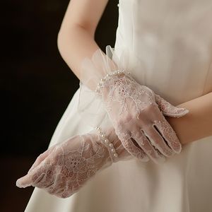 Five Fingers Gloves WG048 Exquisite Wedding Bridal Short White Lace Gloves Pearls Ruffle Edge Women Ladies Bride Bridesmaid Finger Wrist Handschuh 230822