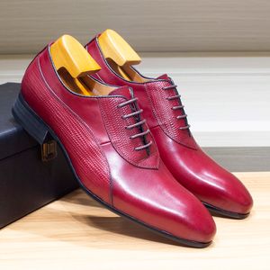 Sukienka buty luksusowe buty Oxford sukienki buty skórzane włoski czerwony czarny ręcznie wypolerowany rąk u nogi koronkowy u góry biuro formalne buty 230821