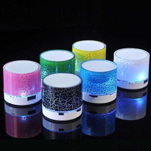 Taşınabilir Hoparlörler Mini Bluetooth Hoparlör Renkli LED Işık USB Silindirik MP3 Kablosuz Ses Subwoofer Telefon için Uygun Şarj Edilebilir Y2212 L230822