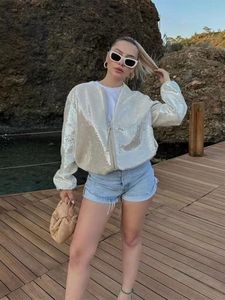 Женские куртки 2023 Осенняя куртка с блестками Женщины HIC Fashion Shiny Bomber повседневная женщина -молния с карманами High Street Top Top Toptbits 230821