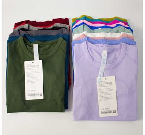 Ioga feminino esportivo t camisetas usam swiftlys Tech 1.0 2.0 Ladies Designers de mangas curtas camisetas de umidade de umidade de umidade elástica de renda elástica de altas rendas