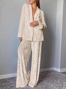 Kadın pijama Marthaqiqi Kayısı Velvet Uzun Kollu Pijama Setleri Düşük kesilmiş Dönüş Yaka Geniş Bacak Pantolon Kadın Pijama Takımları