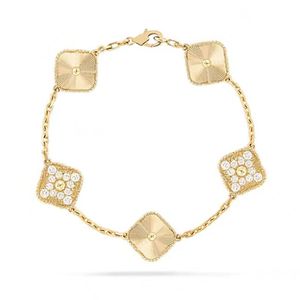 Klassiska modescharmarmband fyra bladklöver designer smycken guld armband armband för kvinnor halsband kedja eleganta smycken presentprydnader grossist a