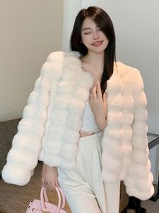 QnpQyx New In Winter Faux Fox Fur Coats女性高品質の長袖カラーレスカーディガン人工毛皮ジャケットアウターウェート