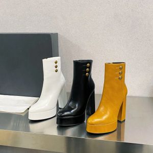 Brune Pumps Kidhle Lether Boots poślizg na palcach Blok Blok Chunky Obcasy skórzane botki dla grils kobiety luksusowe designerskie modne buty buty fabryczne obuwie fabryczne