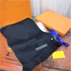 2022 lenços de lã Winter Luxo Lenço de cashmere Men Mulheres Designer de ponta Classic Classic Big Letter Pattern Pashmina Shawl NEC1742