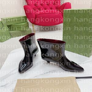 Designer lässige Stiefel Frauen hellgesichertes Gummi-PVC-Kätzchen Heel Regenstiefel
