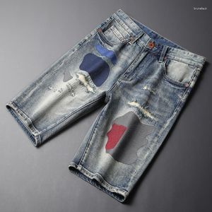 Erkekler Kot Yaz Modaya Moda Erkekler Nakış Yamalı Tasarımcı Elastik Yırtılmış Kısa Retro Yıkalı Hip Hop Denim Şort