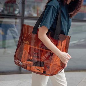 Totes Hot Sale Transparent PVC Shoulder Bag Beach Handväska Kvinnor Personlighet Jelly Trend Plastic Clear Funny Shopping Tote Custom HKD230822