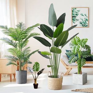 Faux Floral Greenery 6095cm Large Artificial Palm Tree Tropical Plants Branches Plastic Fake Leaves Green Monstera For Home Garden Room Office Decor 230822